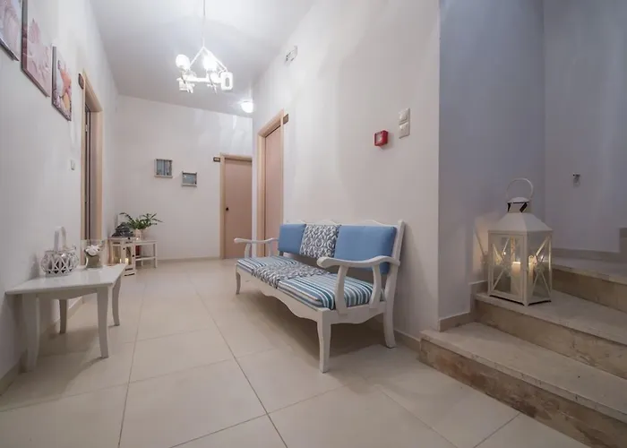 Aparthotel Aphrodite 4*